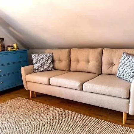 Vitorlas Vendeghaz Balatonalmádi