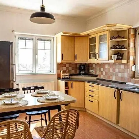 Vitorlas Vendeghaz Balatonalmádi