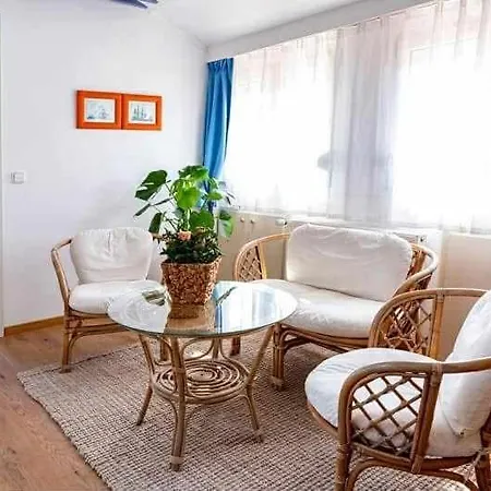 Vitorlas Vendeghaz Balatonalmádi